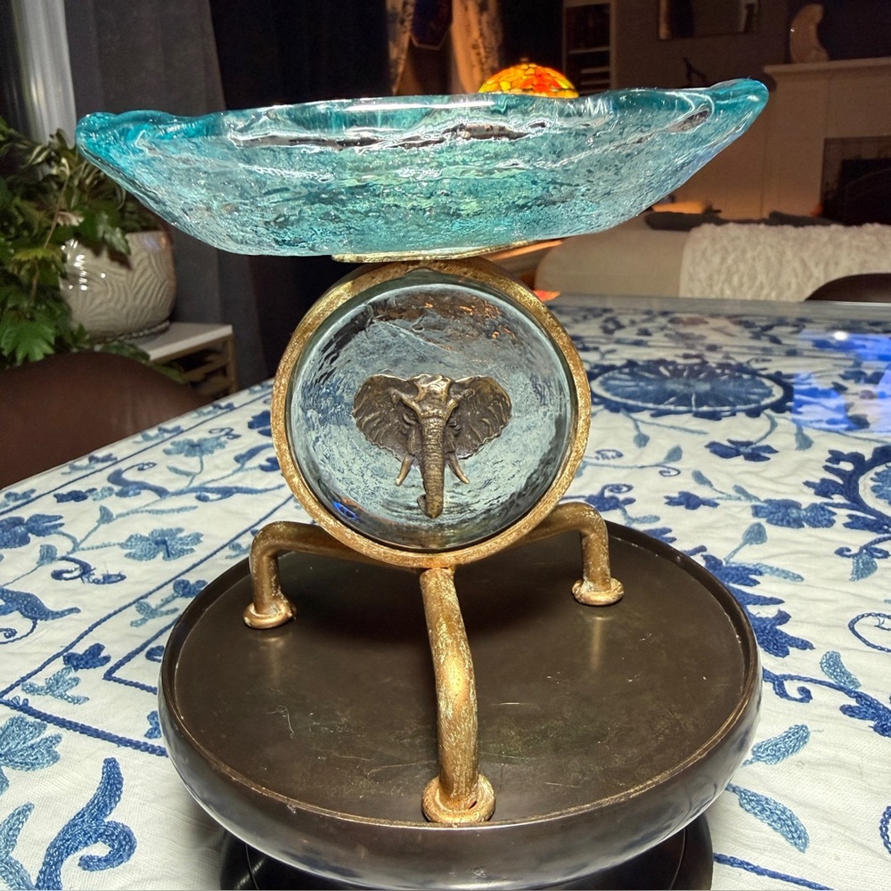 VTG  Art nouveau Brass Ornate Stand with Blue Glass & Elephant MCM Soap Dish EUC